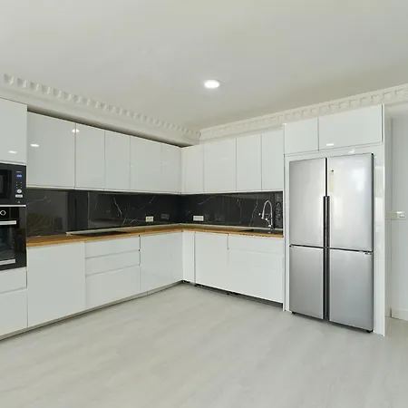 Renovated House In Marbellas Golden Mile Pass The Keys * Marbella