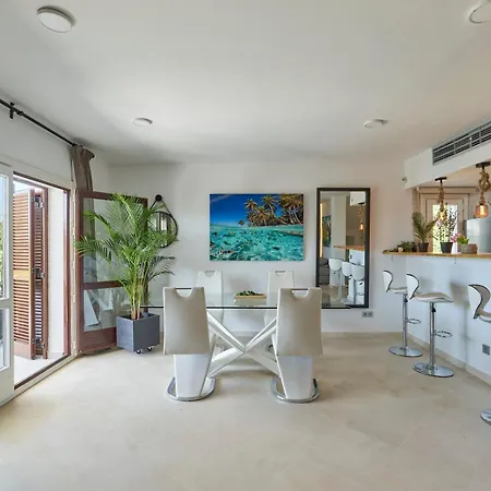 Renovated House In Marbellas Golden Mile Pass The Keys Apartment *